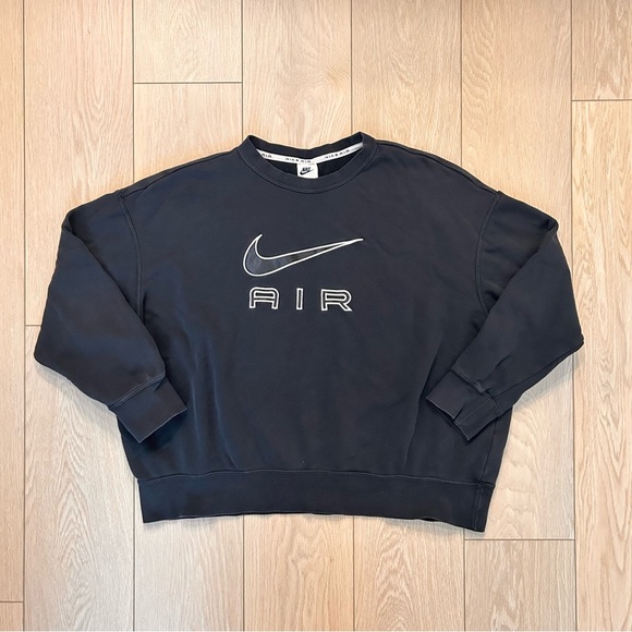 Nike Air Oversized Sweater Women Size Medium - Picture 1 of 5